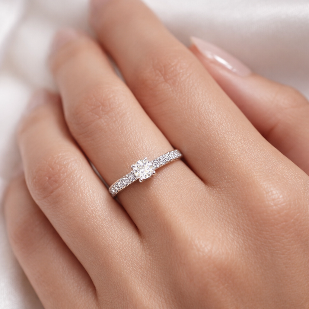 Adjustable Solitaire Ring for Women