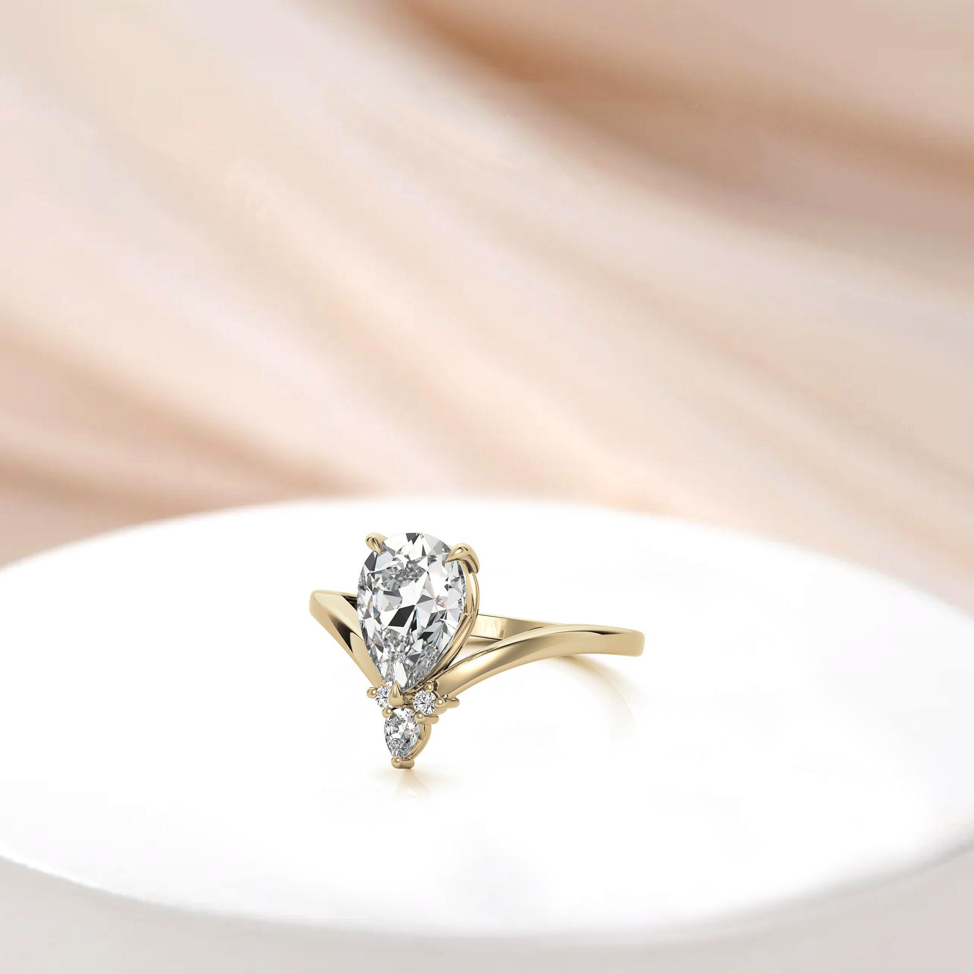 Silver Diana Embrace Ring