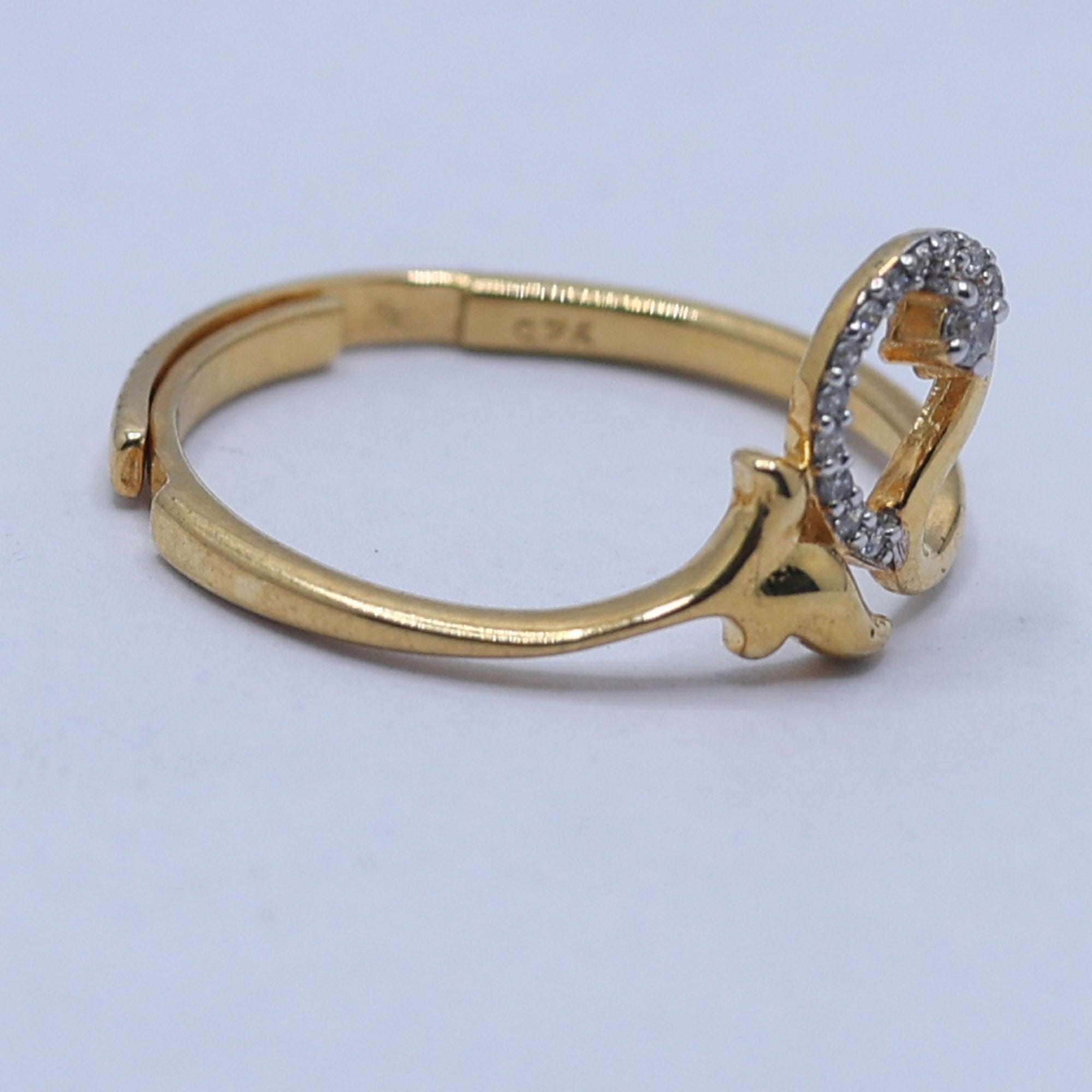 Shining Swirl Diamond Ring