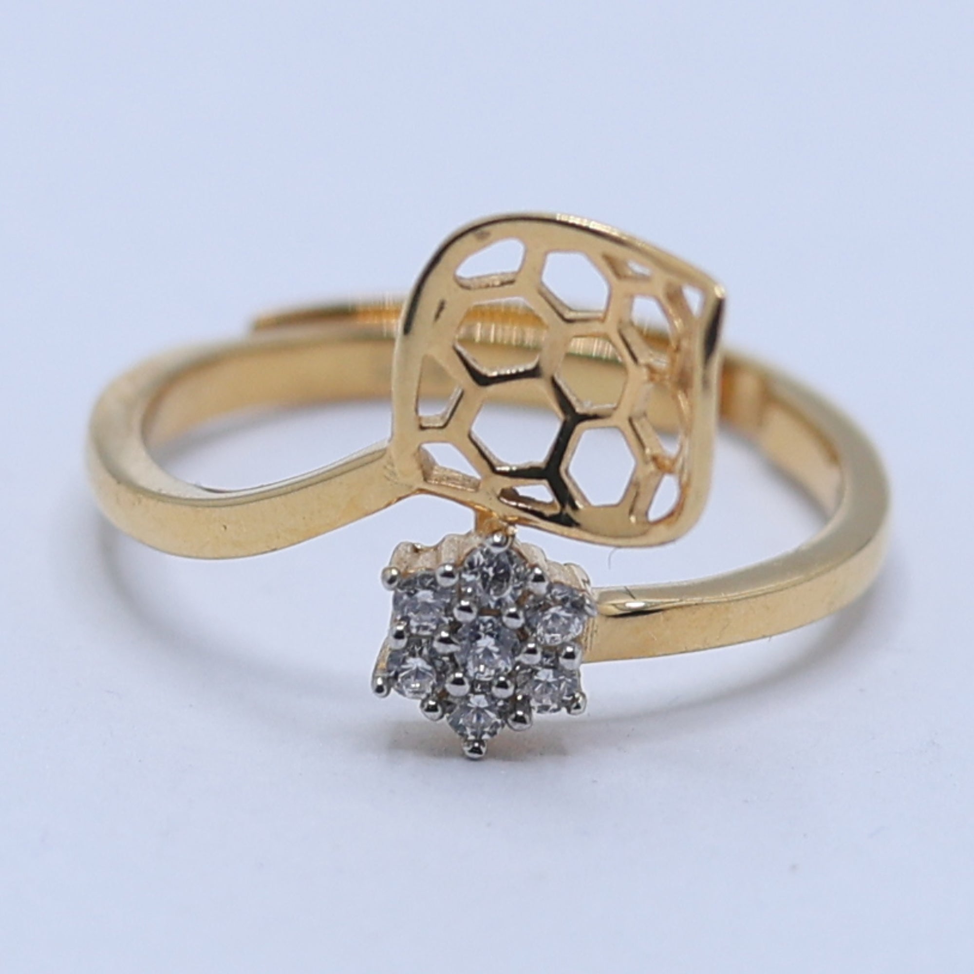 Honeycomb Floral Leaf Ring
