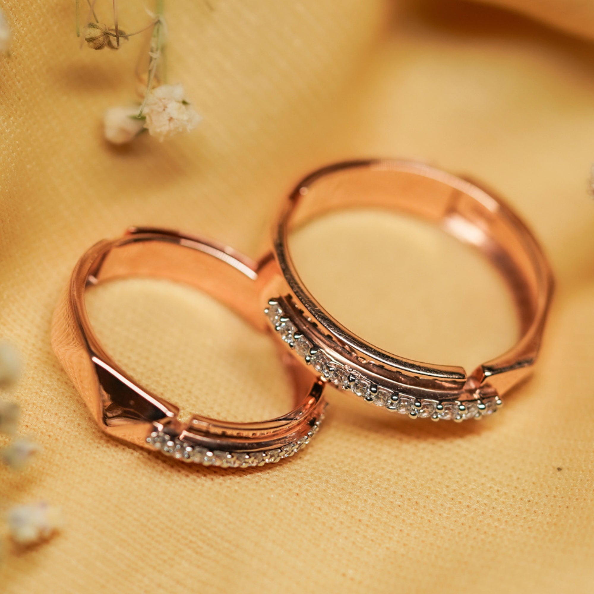 Rose Gold Couple Band Ring Set