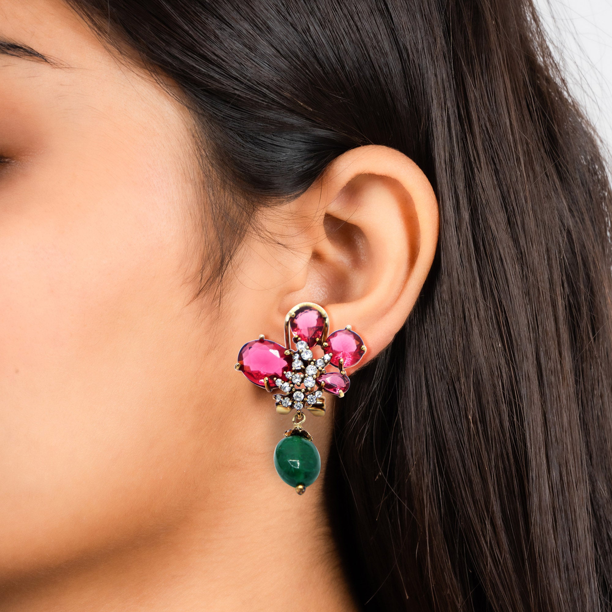 Maharani Yesubai Emerald Drops Earring