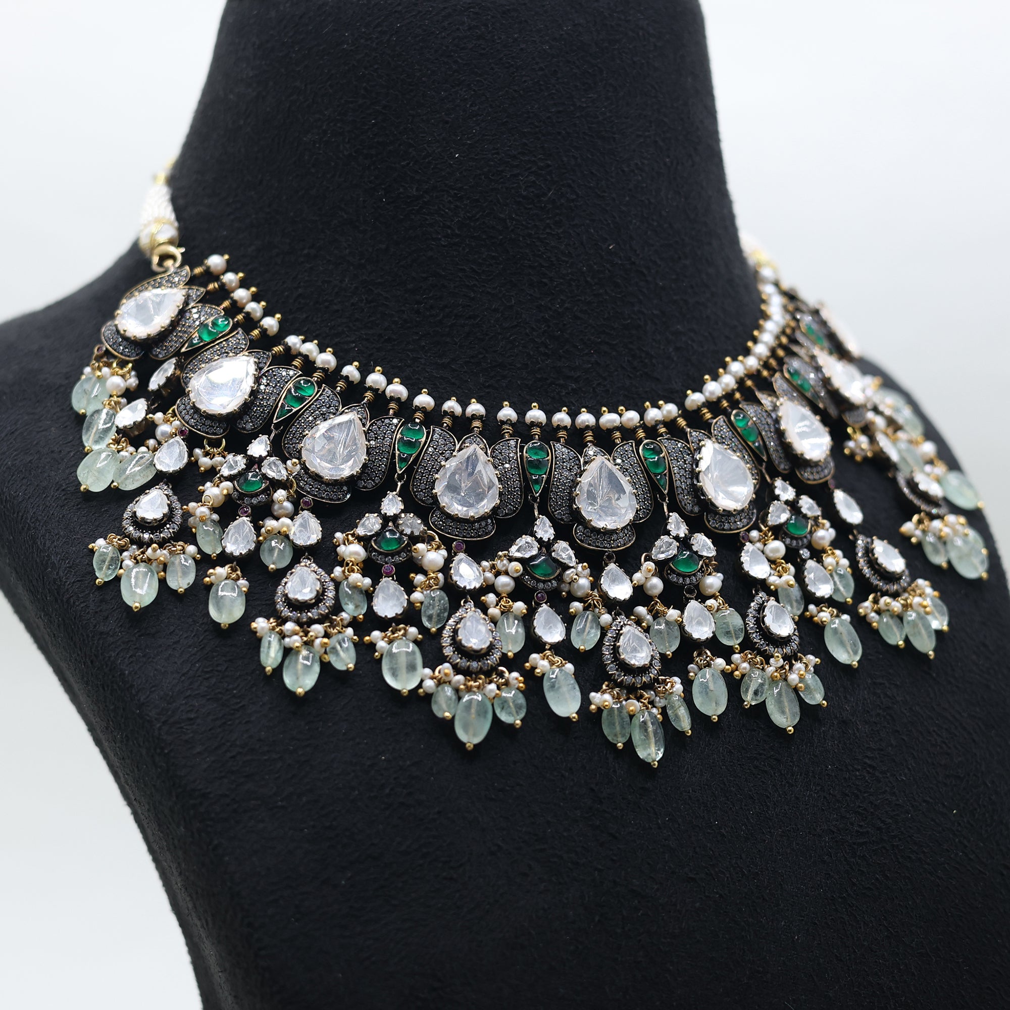 Victorian Kundan Necklace in Antique Gold Plating