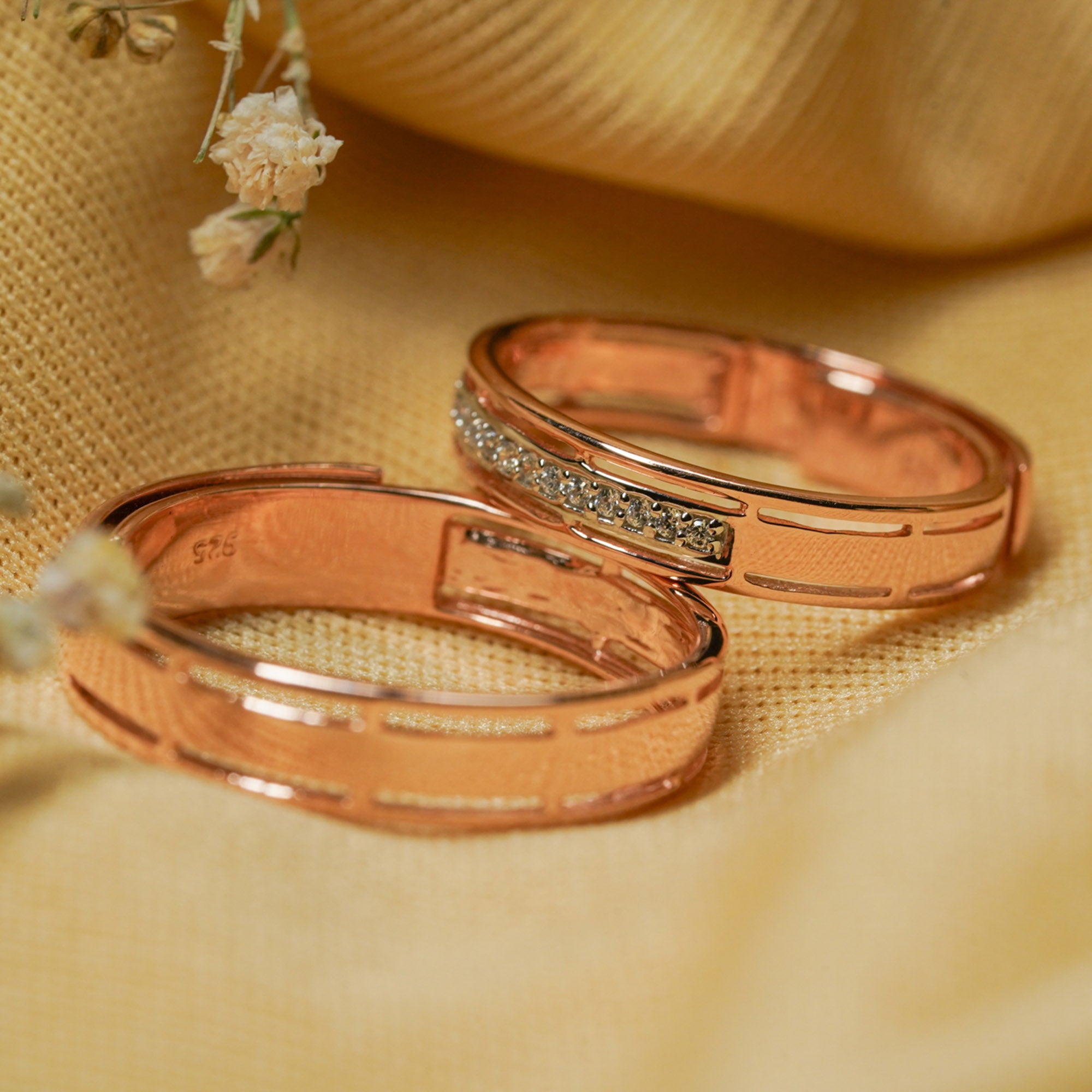 Stylish Rose Gold Couple Rings