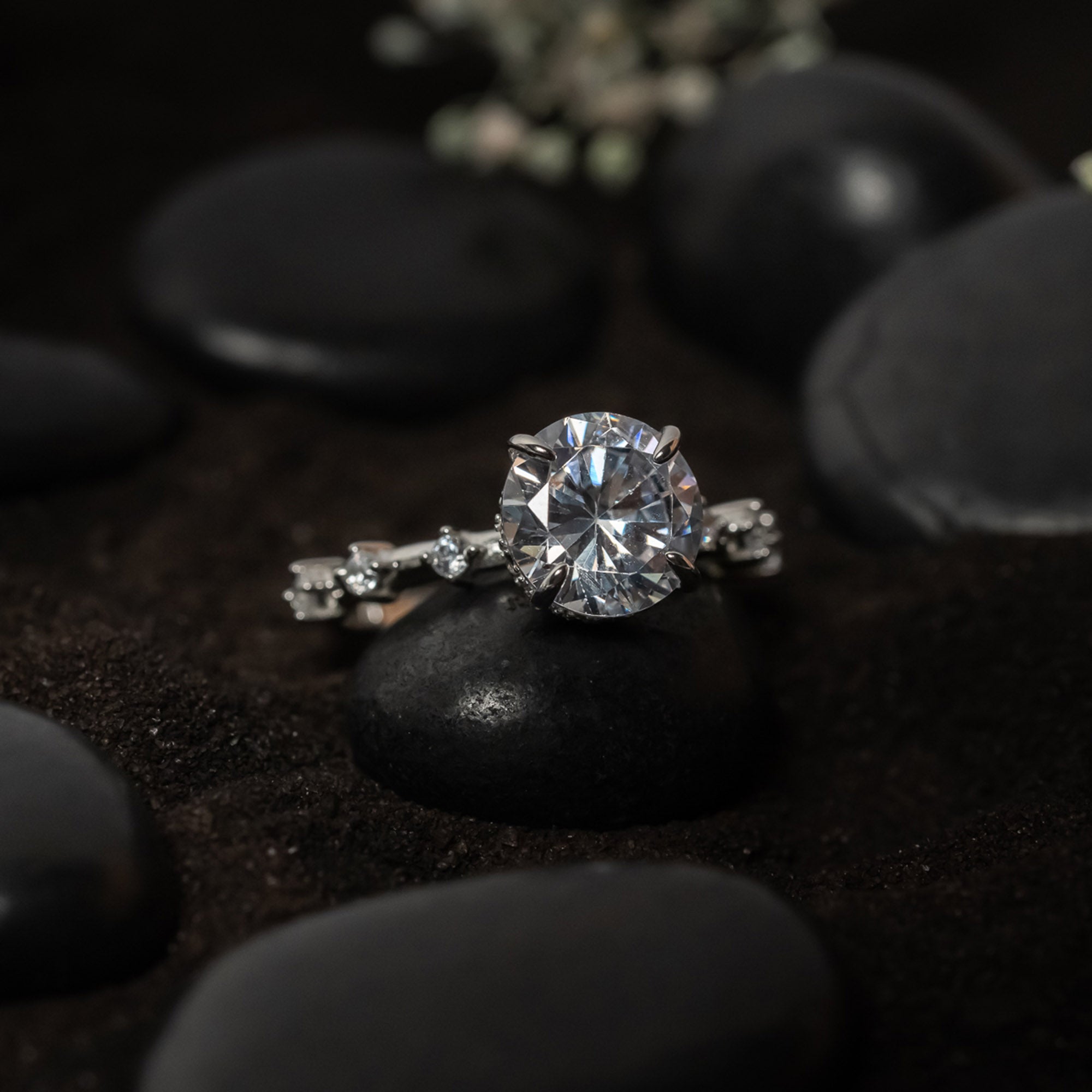 Round Cut Solitaire Ring