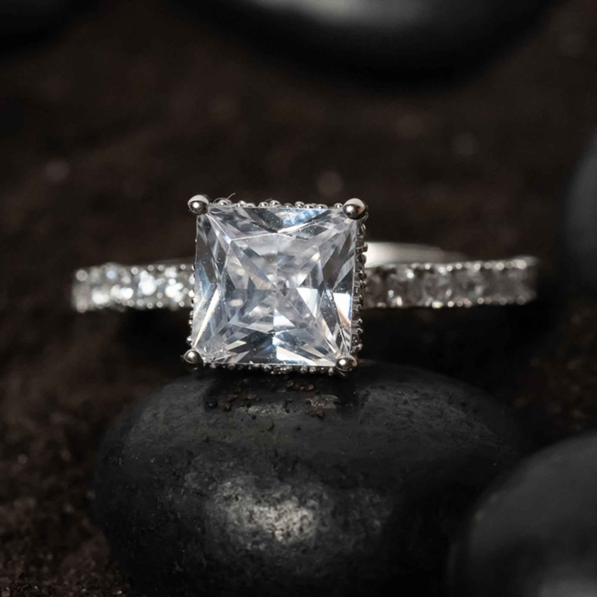 Princess and Round Stone Ring Set