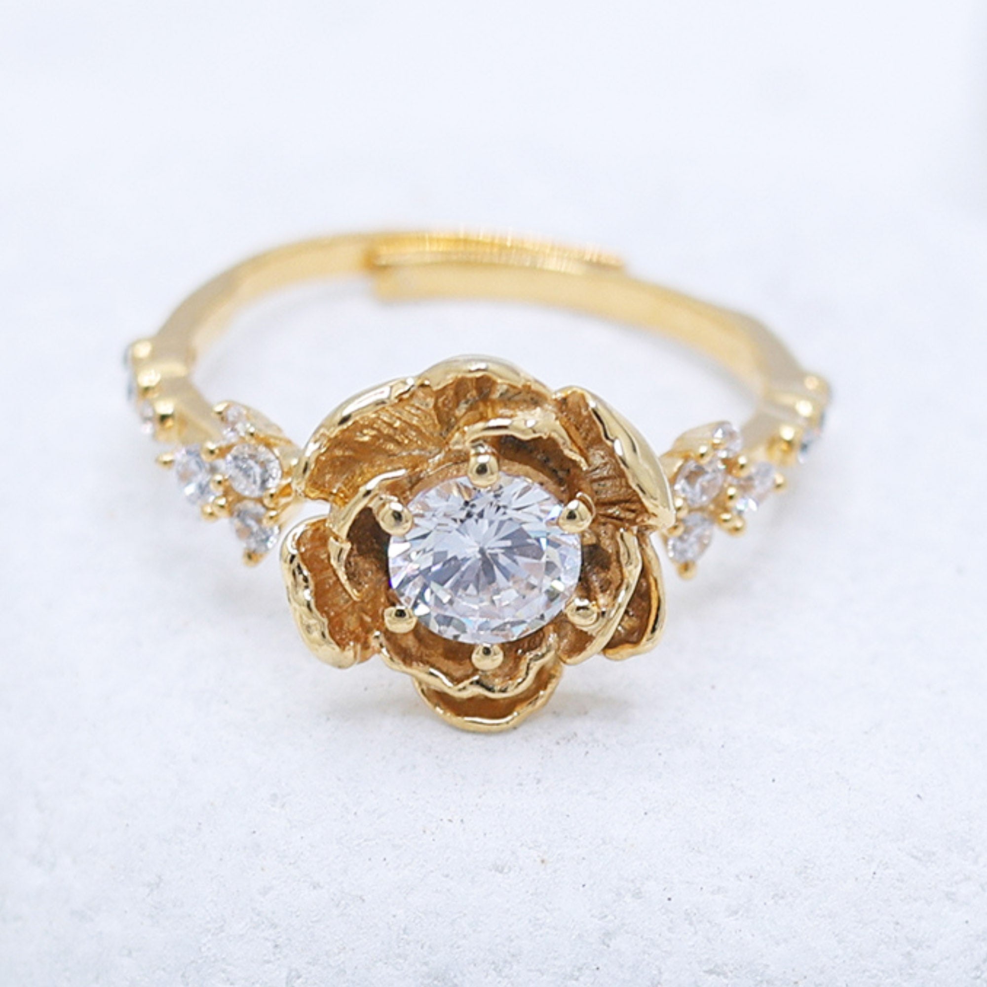 Luxury Floral Diamond Ring