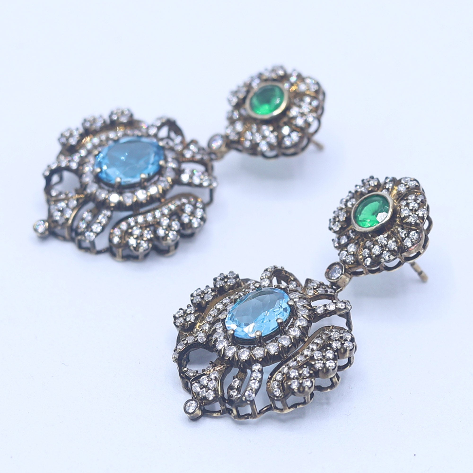 Queen Boudica Flame Dangle Earring