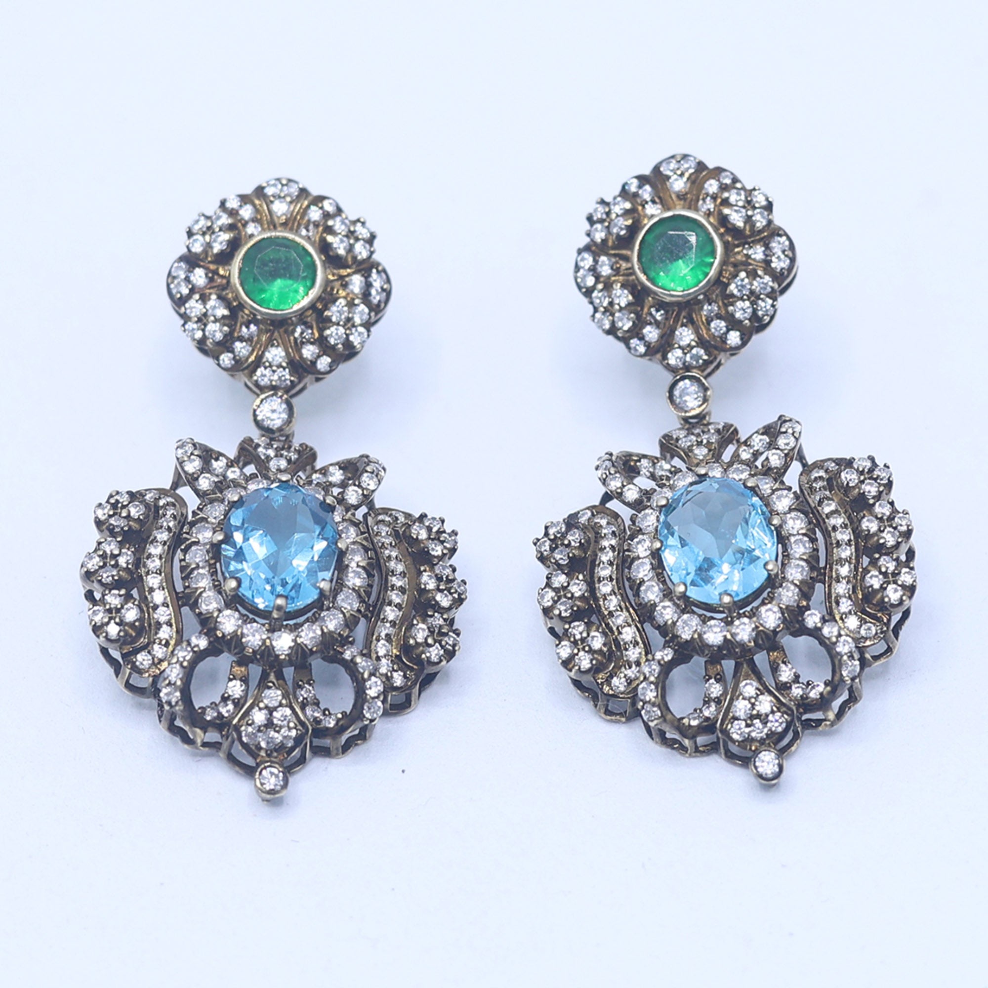 Queen Boudica Flame Dangle Earring