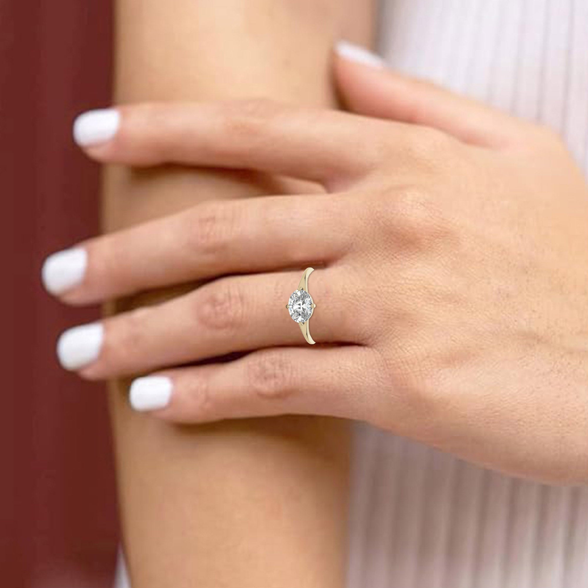 Stunning Solara Oval Solitaire Ring - Adjustable Sterling Silver with Luxurious Rose Gold Plating