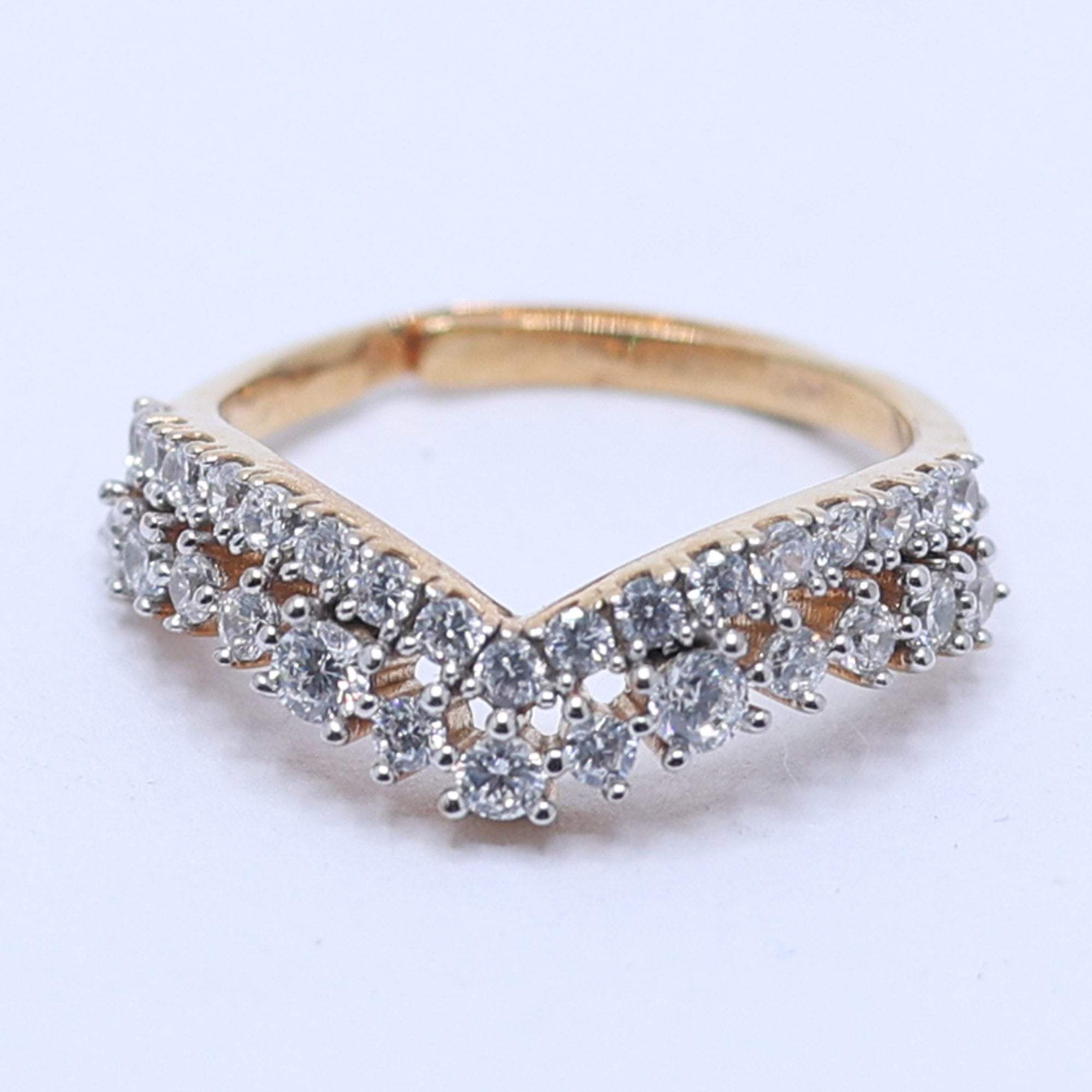 Women's Chevron Diamond Ring