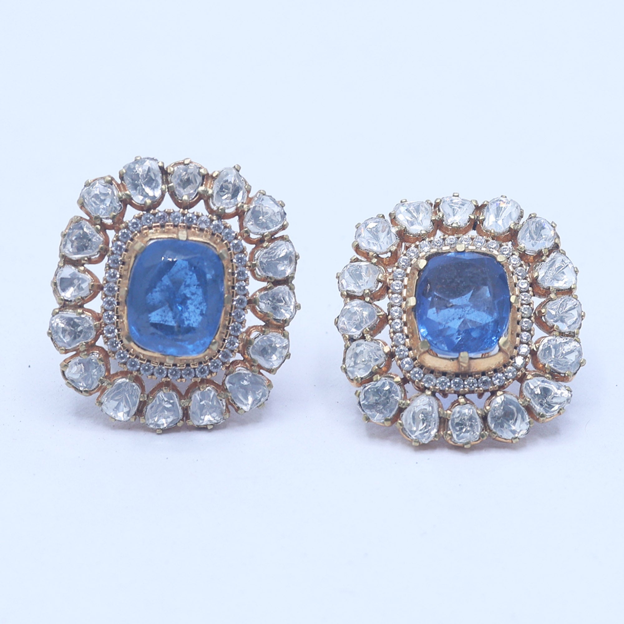 Queen Indira Royal Bloom Stud