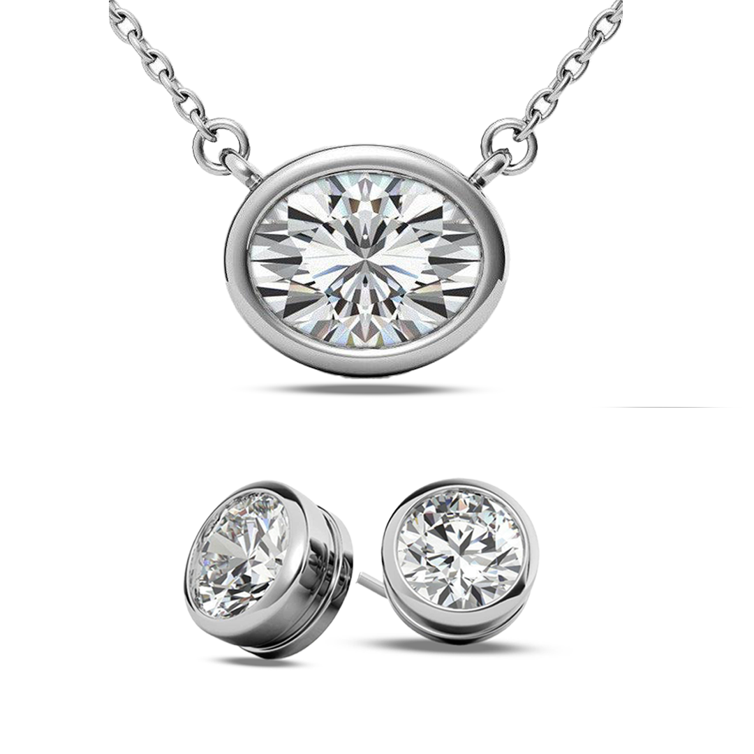 925 Sterling Silver Sparkling Solitaire Set of earrings and Pendant