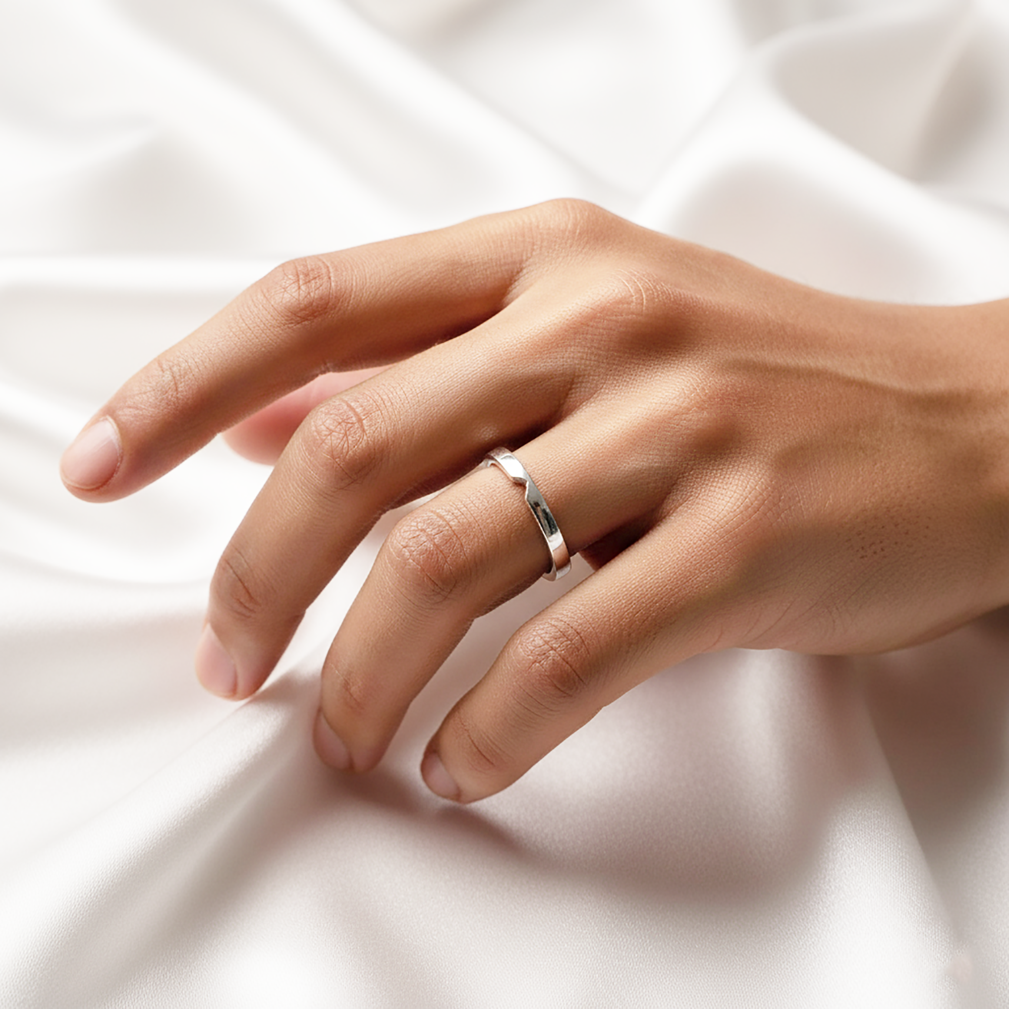 V Shaped Couple Band Ring