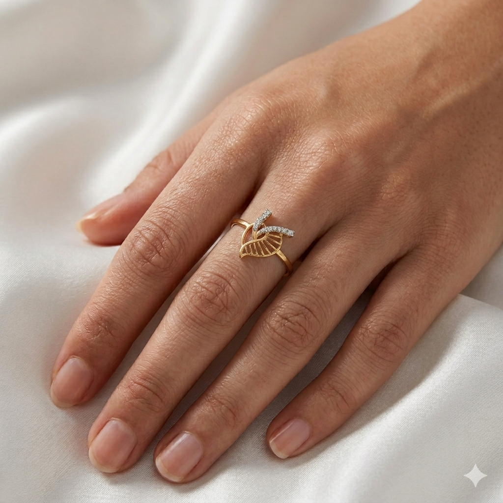 Adjustable Leaf Pattern Diamond Ring